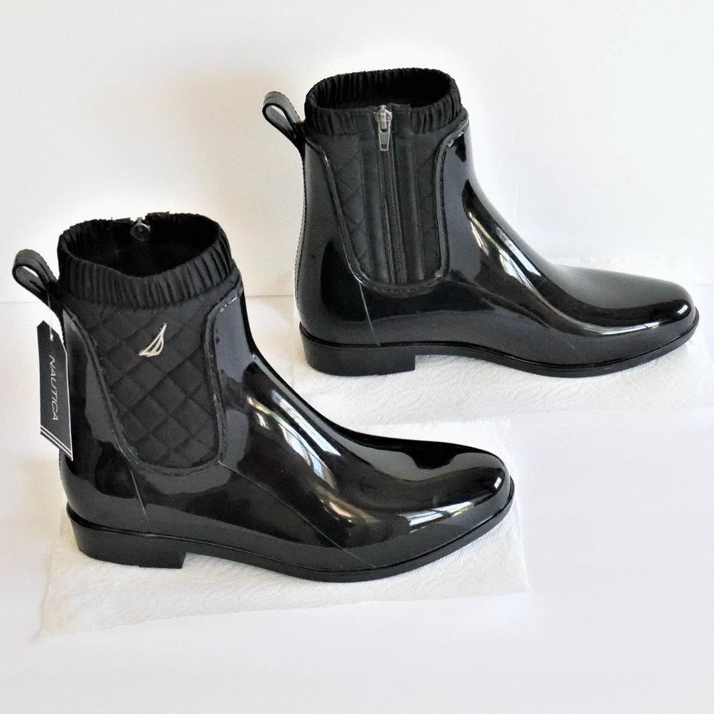 NWT Nautica Black Quilted Chelsea Rain Boots, Sz 9